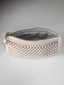 LIMITED EDITION - KNIT CLUTCH - CROSS-BODY CHAIN ​​- 22x11x5CM - EARTH BROWNN