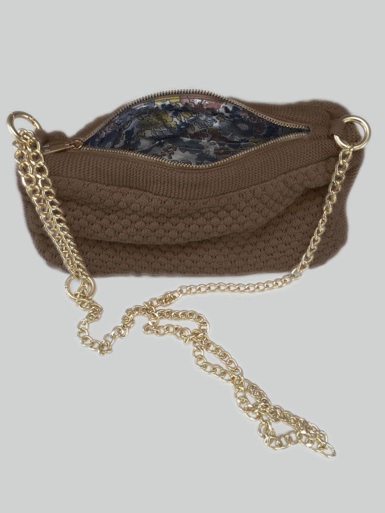 LIMITED EDITION - KNIT CLUTCH - CROSS-BODY CHAIN ​​- 22x11x5CM - EARTH BROWNN