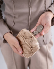 KNITTED PURSE - KHAKI - 13X9CM