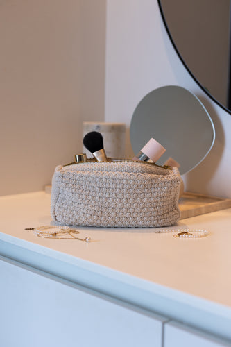 NEW IN - KNITTED CLUTCH - MULTICOLOR - 22X11X5 CM (BEIGE/BRAUN/BLUE)
