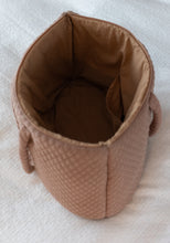 SAMPLE - NYHED  - QUILTET MAXI TASKE - 30X60X20CM - BROWN SUGAR