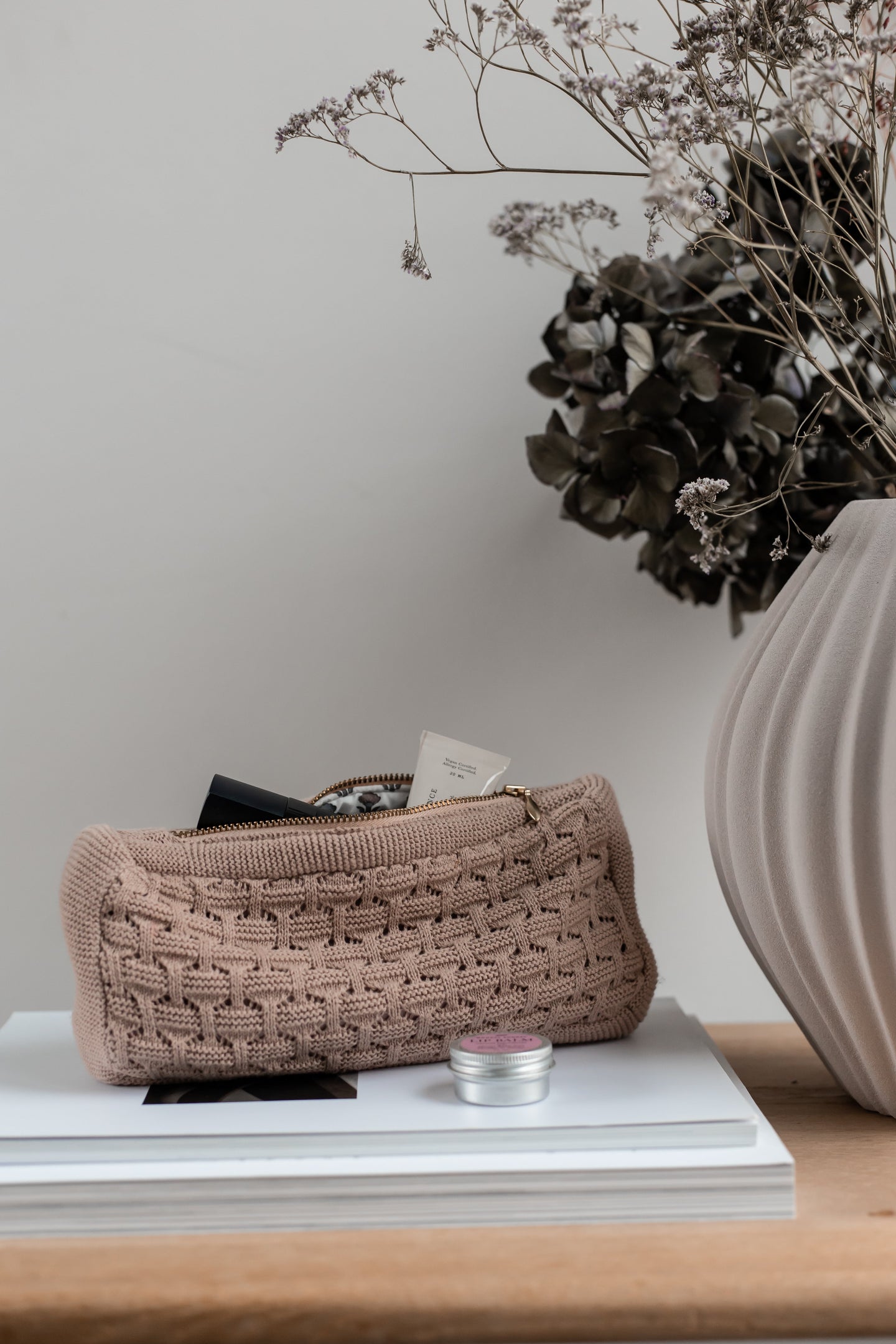 PRODUCTION SAMPLE - KNIT CLUTCH - TOTE - IRON/ROSE - 22X11X5 CM