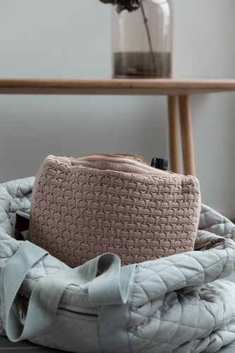 KNITTED TOILET BAG - ROSE - 30X22X11CM