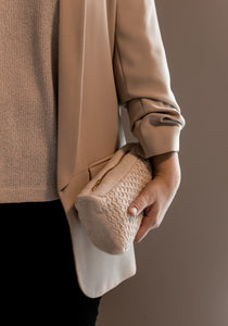 FEW PIECES - KNITTED CLUTCH-KHAKI-19X11X5CM