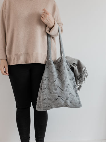 KNITTED SHOPPING BACK - IRON/PINK - 37X37 CM