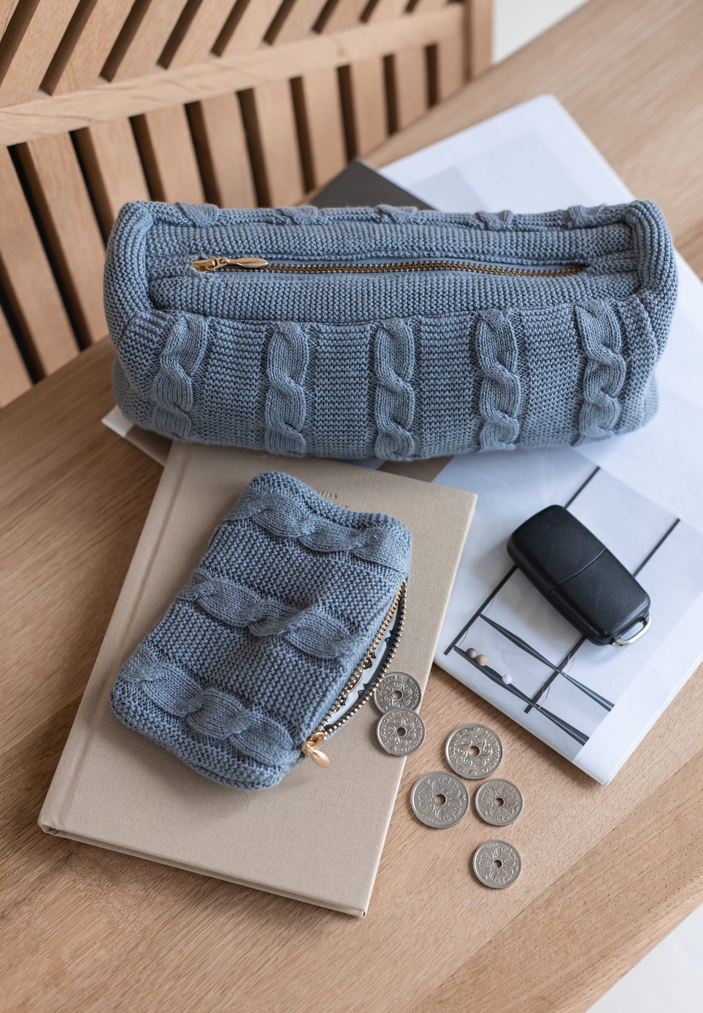 GIFT SET - KNIT CLUTCH - 22X11X5CM + PURSE 13X9CM - GRIFFIN GRAY