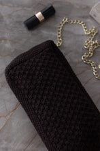 NYHED - STRIKKET CLUTCH - CROSS-BODY-KÆDE - CHOCLATE - 22X11X5CM