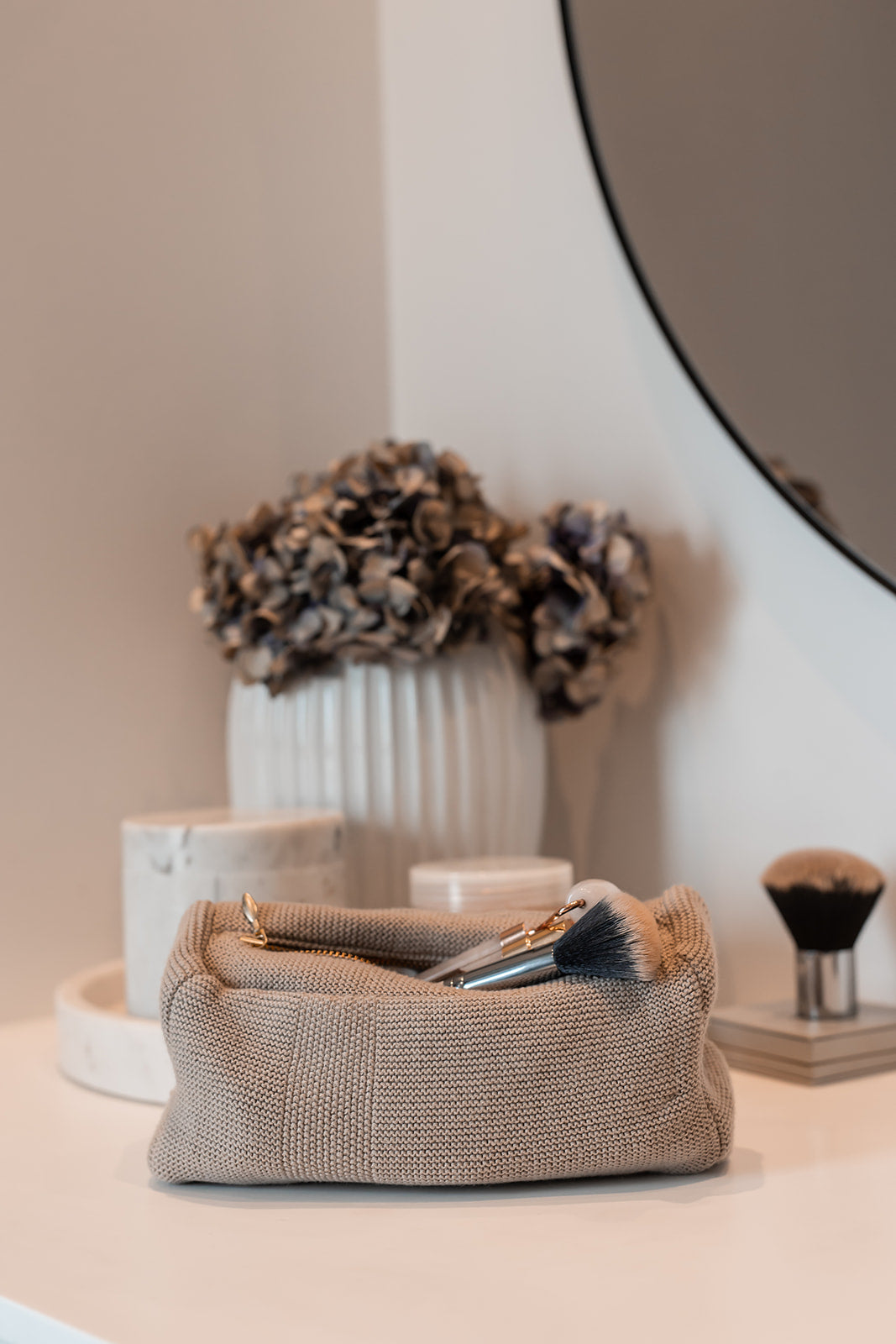 KNIT CLUTCH-KHAKI-19X11X5CM