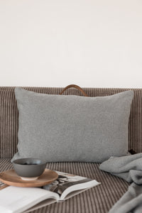 KNITTED CUSHION - LEATHER HANDLE - MEDIUM GRAY MELANGE - 60x40CM