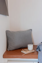 SET - 1X KNITTED PLAID + 1X CUSHION - MEDIUM GRAY MELANGE