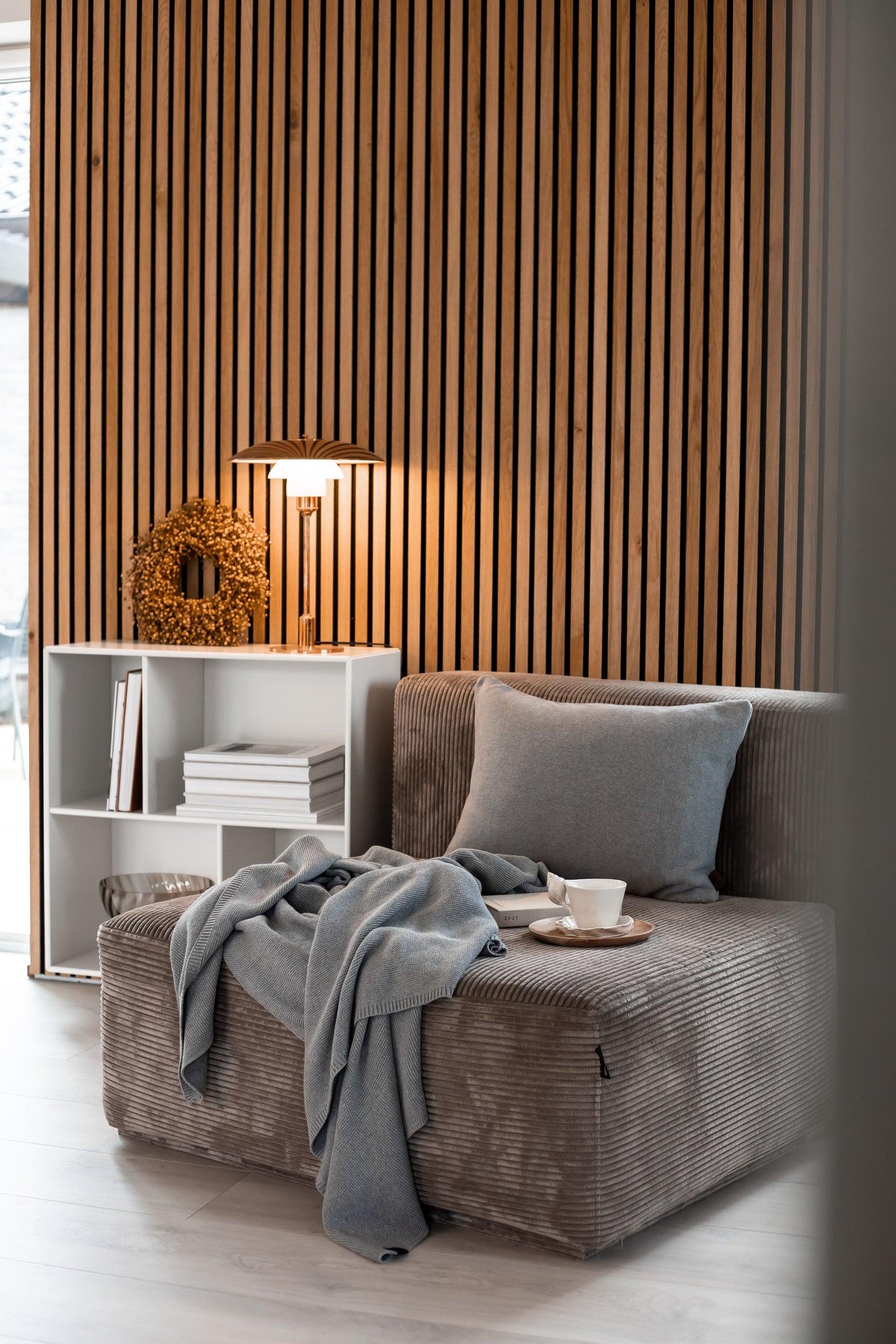 SET - 1X KNITTED PLAID + 1X CUSHION - MEDIUM GRAY MELANGE