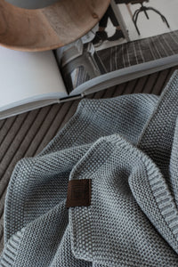 STRIKKET PLAID -  MEDIUM GREY MELANGE - 140x160CM
