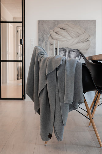 KNITTED PLAID - MEDIUM GRAY MELANGE - 140x160CM
