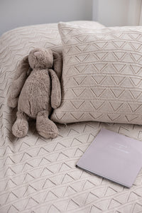 KNITTED JUNIOR BED BLANKET - MOUNTAIN - BEIGE - 140x160cm