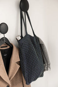 KNITTED SHOPPING BACK - DARK GRAY - 37X37 CM